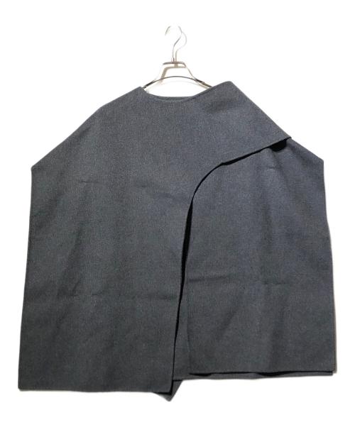 COS（コス）COS (コス) ウールブレンドケープ グレー サイズ:F 未使用品の古着・服飾アイテム