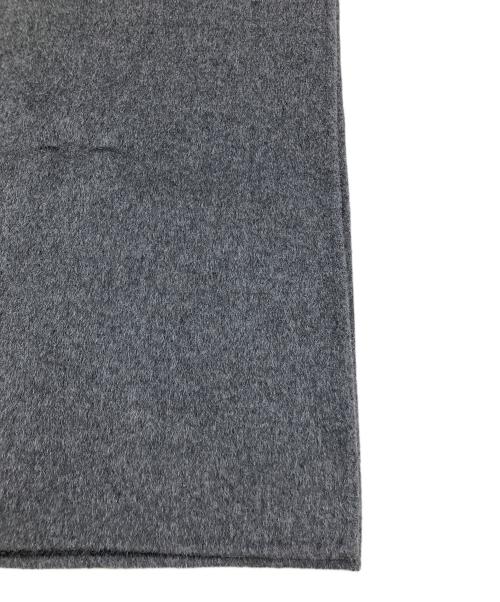 COS（コス）COS (コス) ウールブレンドケープ グレー サイズ:F 未使用品の古着・服飾アイテム