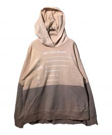 MM6 Maison Margiela（エムエムシックスメゾンマルジェラ）の古着「ロゴスリットオーバーサイズプルパーカー」｜ベージュ