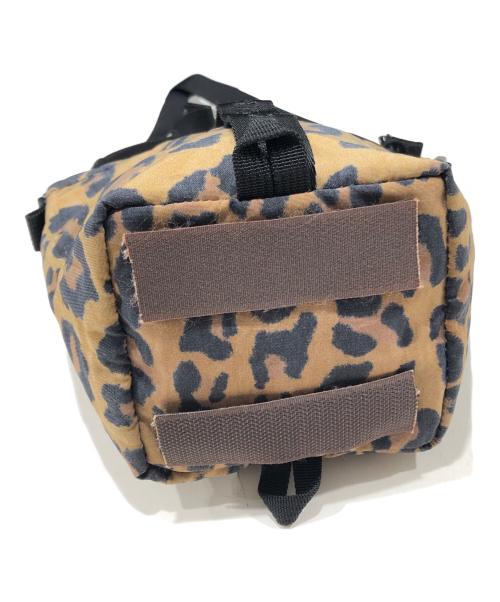 SUPREME（シュプリーム）Supreme (シュプリーム) Leopard Neck Pouch ブラウンの古着・服飾アイテム