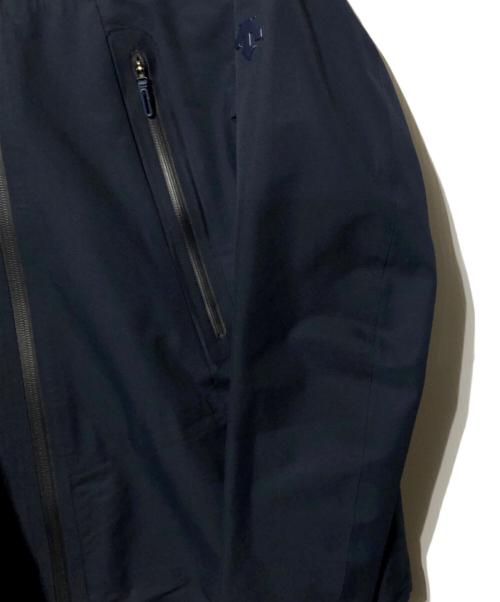 DESCENTE ALLTERRAIN（デザイント オルテライン）Descente ALLTERRAIN (デザイント オルテライン) ACTIVE SHELL JACKET ネイビー サイズ:Ｍの古着・服飾アイテム