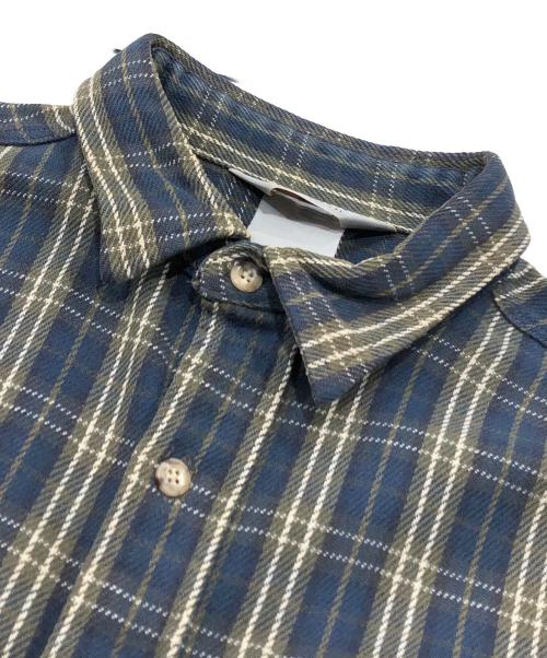 CarHartt（カーハート）CarHartt (カーハート) オーバーサイズシャツ マルチカラー サイズ:不明の古着・服飾アイテム