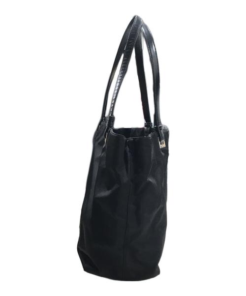 PRADA（プラダ）PRADA (プラダ) ナイロントートバッグ ブラックの古着・服飾アイテム