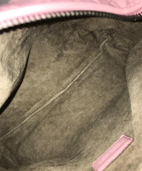 BOTTEGA VENETA（ボッテガベネタ）BOTTEGA VENETA (ボッテガベネタ) イントレチャートワンハンドルポーチ ピンクの古着・服飾アイテム