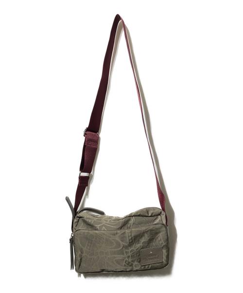Vivienne Westwood（ヴィヴィアンウエストウッド）Vivienne Westwood (ヴィヴィアンウエストウッド) ORBエンボスクロスボディバッグ ブラウンの古着・服飾アイテム