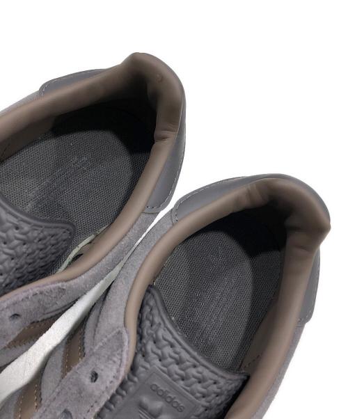 adidas（アディダス）adidas (アディダス) JOURNAL STANDARD (ジャーナルスタンダード) ガッツレーインドア チャコールグレー サイズ:US7 1/2/UK7/FR 402/3の古着・服飾アイテム