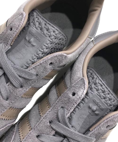 adidas（アディダス）adidas (アディダス) JOURNAL STANDARD (ジャーナルスタンダード) ガッツレーインドア チャコールグレー サイズ:US7 1/2/UK7/FR 402/3の古着・服飾アイテム