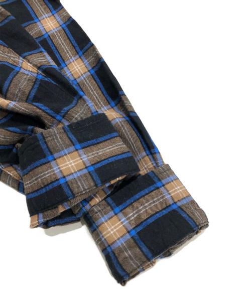 DIESEL（ディーゼル）DIESEL (ディーゼル) S-DEWNY-HOOD シャツ ブルー×ブラック サイズ:44の古着・服飾アイテム