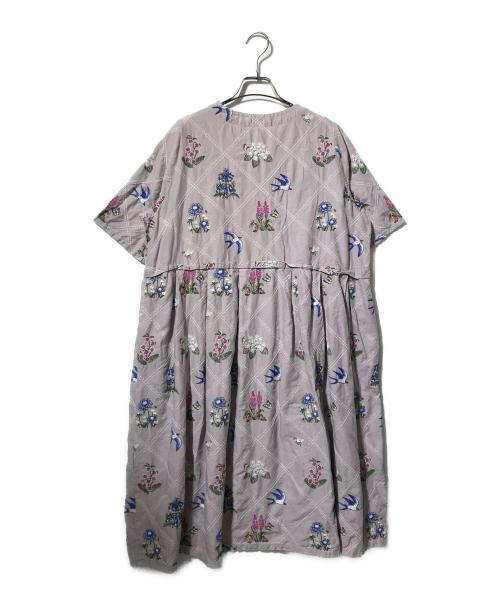 Marble SUD（マーブルシュッド）Marble SUD (マーブルシュッド) 花とミツバチ コットンリネン刺しゅうワンピース グレー サイズ:表記なしの古着・服飾アイテム