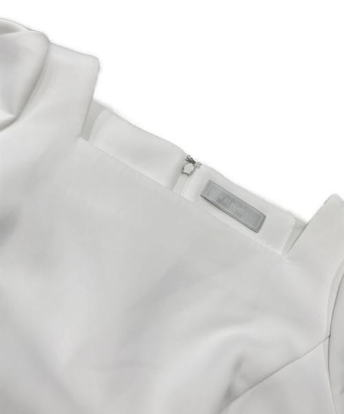 CELFORD（セルフォード）CELFORD (セルフォード) ショルダーリボンワンピース/半袖ワンピース ホワイト サイズ:36の古着・服飾アイテム