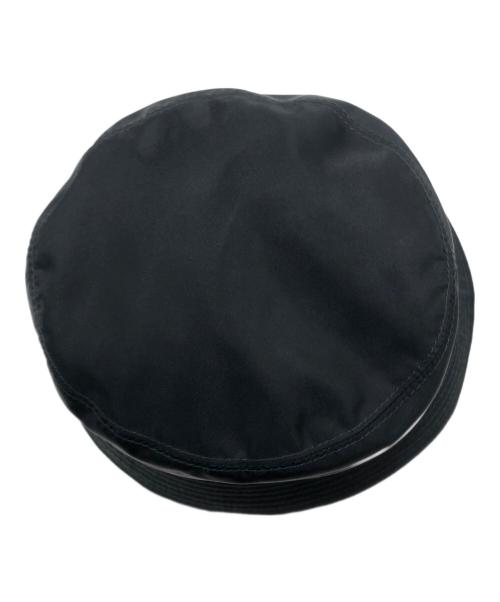 PRADA（プラダ）PRADA (プラダ) ロゴプレートバケットハット ブラック サイズ:Lの古着・服飾アイテム