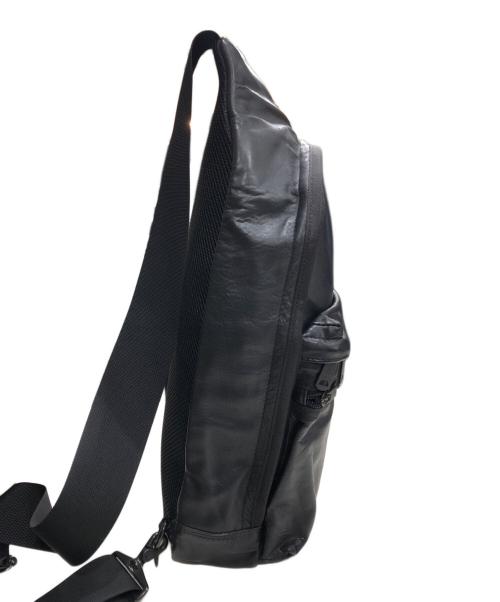 PORTER（ポーター）PORTER (ポーター) SLING SHOULDER BAG ブラックの古着・服飾アイテム