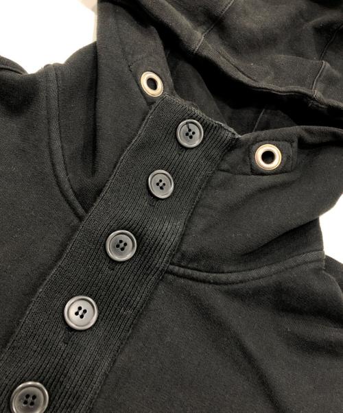 C.P COMPANY（シーピーカンパニー）C.P COMPANY (シーピーカンパニー) ハーフジップスウェットパーカー ブラック サイズ:Lの古着・服飾アイテム