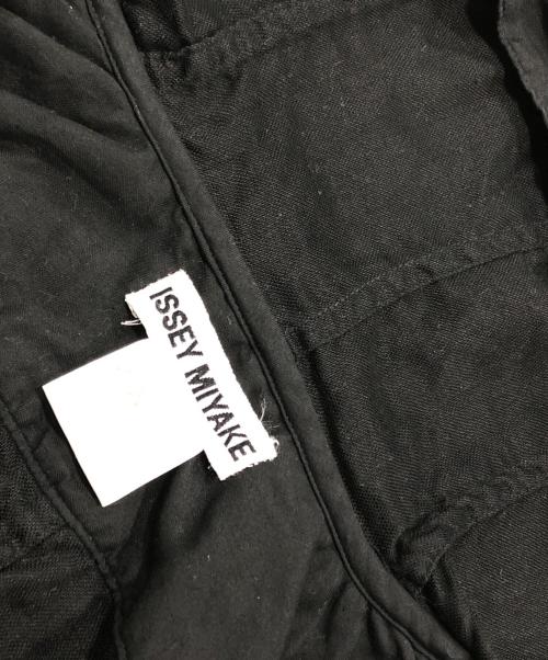 ISSEY MIYAKE（イッセイミヤケ）ISSEY MIYAKE (イッセイミヤケ) シャーリングブリーチフーディーカットソー ブラック サイズ:Ｍの古着・服飾アイテム