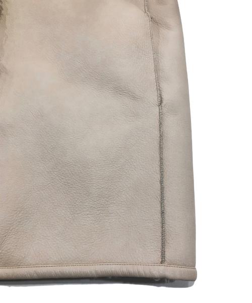 ETRE（エトレ）etre (エトレ) リバーシブルムートンミドルコート ベージュ サイズ:Ｓの古着・服飾アイテム