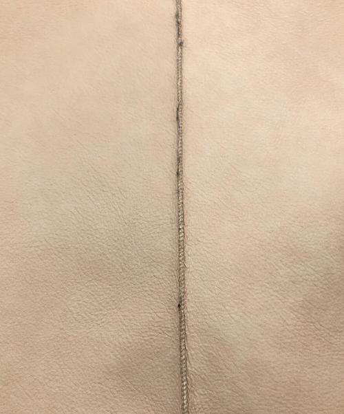 ETRE（エトレ）etre (エトレ) リバーシブルムートンミドルコート ベージュ サイズ:Ｓの古着・服飾アイテム