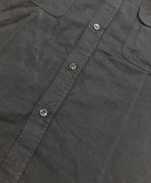 Hombre Nino（オンブレニーニョ）Hombre Nino (オンブレニーニョ) SARCASTIC (サーカスティック) STRIPE DISCO CULT SHIRT ブラック サイズ:Mの古着・服飾アイテム