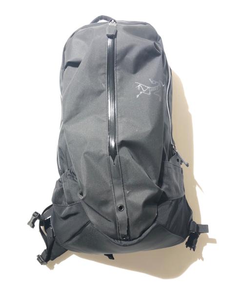 ARC'TERYX（アークテリクス）ARC'TERYX (アークテリクス) リュック/ARRO 22 BACKPACK（アロー22　バックパック） ブラックの古着・服飾アイテム
