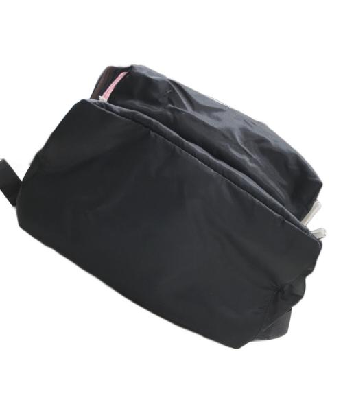 N°21（ヌメロヴェントゥーノ）N°21 (ヌメロヴェントゥーノ) ロゴバックパック ブラックの古着・服飾アイテム