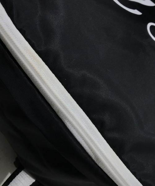 N°21（ヌメロヴェントゥーノ）N°21 (ヌメロヴェントゥーノ) ロゴバックパック ブラックの古着・服飾アイテム