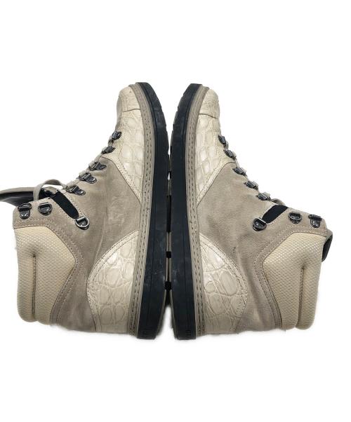 GUCCI（グッチ）GUCCI (グッチ) スウェードハイカットスニーカー ベージュ サイズ:9の古着・服飾アイテム