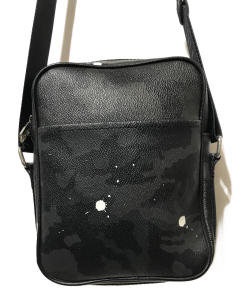 Gentil Bandit（ジャンティバンティ）Gentil Bandit (ジャンティバンティ) テープラインショルダーバッグ ブラックの古着・服飾アイテム