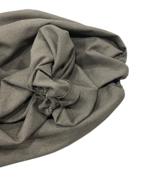 ETRE TOKYO（エトレトウキョウ）ETRE TOKYO (エトレトウキョウ) TOMOCO UNABARA (トモコウナバラ) バルーンスリーブボリュームワンピース ベージュ サイズ:Sの古着・服飾アイテム