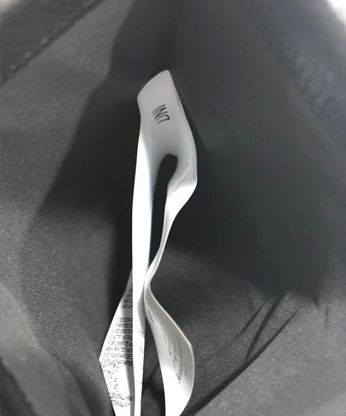 Maison Margiela（メゾンマルジェラ）Maison Margiela (メゾンマルジェラ) ドキュメントショルダーバッグ/レザーショルダーバッグ ブラックの古着・服飾アイテム