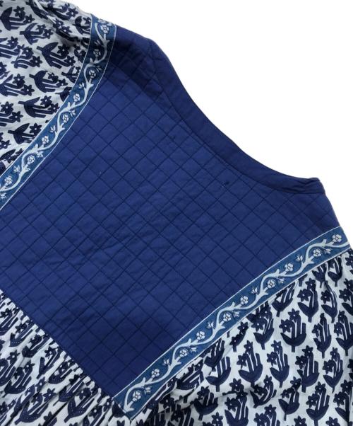 Pondichery（ポンディシェリ）Pondichery (ポンディシェリ) 総柄ワンピース/長袖ワンピース ブルー サイズ:Freeの古着・服飾アイテム