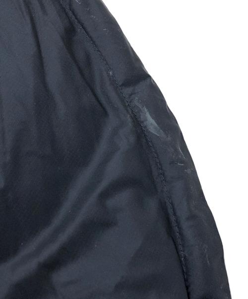 MARMOT（マーモット）Marmot (マーモット) BEAMS (ビームス) 別注ポンチョ/ダウン ブラック サイズ:FREEの古着・服飾アイテム