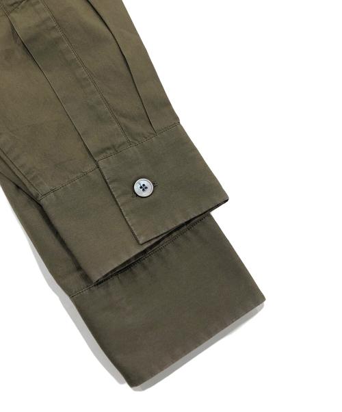 LOUIS VUITTON（ルイ ヴィトン）LOUIS VUITTON (ルイ ヴィトン) 長袖シャツ オリーブ サイズ:40/15　1/4の古着・服飾アイテム