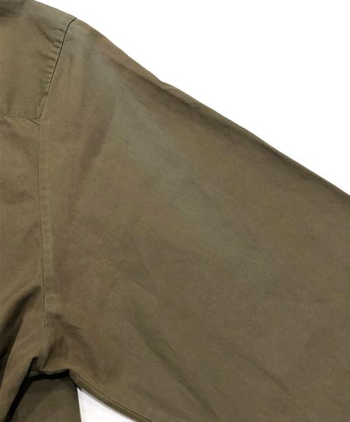 LOUIS VUITTON（ルイ ヴィトン）LOUIS VUITTON (ルイ ヴィトン) 長袖シャツ オリーブ サイズ:40/15　1/4の古着・服飾アイテム