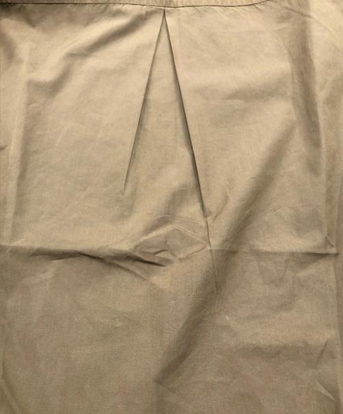 LOUIS VUITTON（ルイ ヴィトン）LOUIS VUITTON (ルイ ヴィトン) 長袖シャツ オリーブ サイズ:40/15　1/4の古着・服飾アイテム