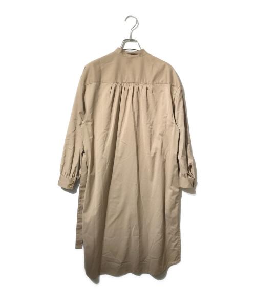 A.P.C.（アーペーセー）A.P.C. (アーペーセー) タックギャザーシャツワンピース/長袖ワンピース ベージュ サイズ:36の古着・服飾アイテム