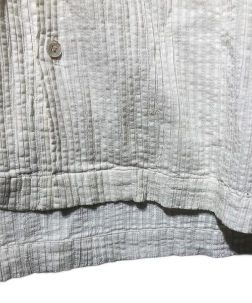 ISSEY MIYAKE（イッセイミヤケ）ISSEY MIYAKE (イッセイミヤケ) プリーツ加工長袖シャツ ホワイト サイズ:2の古着・服飾アイテム