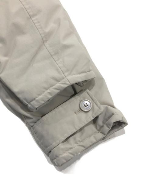 PHENIX（フェニックス）PHENIX (フェニックス) 別注 GORE-TEX スタンドカラー ダウンコート ベージュ サイズ:Lの古着・服飾アイテム