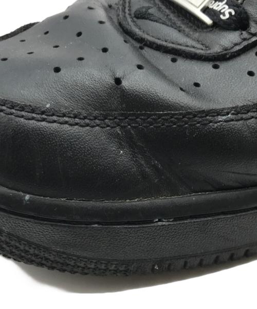 NIKE（ナイキ）NIKE (ナイキ) SUPREME (シュプリーム) Air Force 1 Low スニーカー ブラック サイズ:28の古着・服飾アイテム