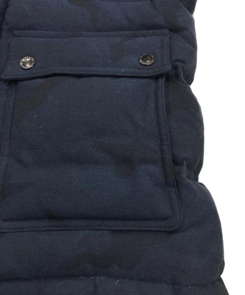 BLACK LABEL CRESTBRIDGE（ブラックレーベル クレストブリッジ）BLACK LABEL CRESTBRIDGE (ブラックレーベル クレストブリッジ) 4wayギミック カモフラダウンジャケット ネイビー サイズ:Lの古着・服飾アイテム