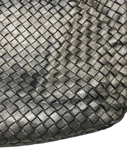 BOTTEGA VENETA（ボッテガベネタ）BOTTEGA VENETA (ボッテガベネタ) イントレチャートレザーハンドバッグ シルバーの古着・服飾アイテム