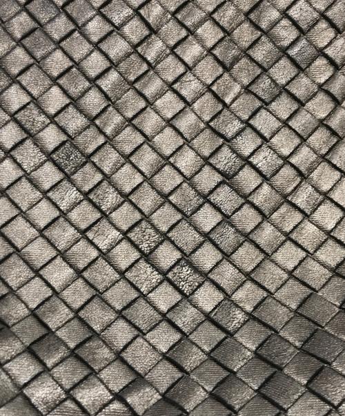 BOTTEGA VENETA（ボッテガベネタ）BOTTEGA VENETA (ボッテガベネタ) イントレチャートレザーハンドバッグ シルバーの古着・服飾アイテム