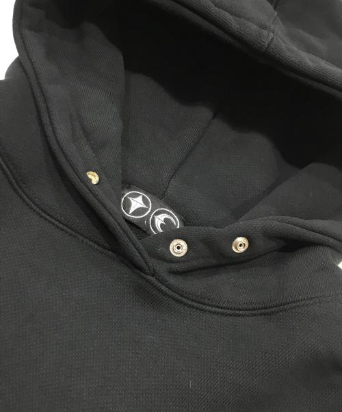 THUG CLUB（サグ クラブ）THUG CLUB (サグ クラブ) Armor hoodie パーカー ブラック サイズ:1の古着・服飾アイテム