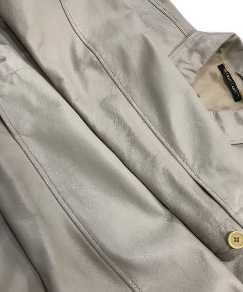 HELMUT LANG（ヘルムートラング）HELMUT LANG (ヘルムートラング) レザージャケット ベージュ サイズ:48の古着・服飾アイテム