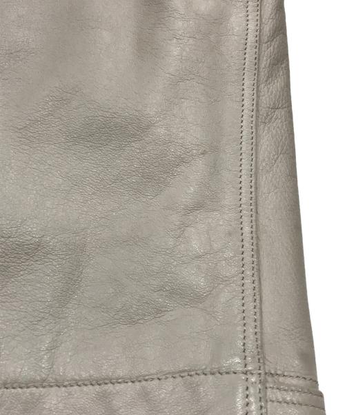 HELMUT LANG（ヘルムートラング）HELMUT LANG (ヘルムートラング) レザージャケット ベージュ サイズ:48の古着・服飾アイテム