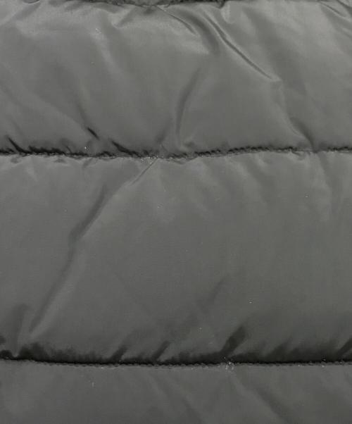 EMPORIO ARMANI（エンポリオアルマーニ）EMPORIO ARMANI (エンポリオアルマーニ) マンガベアプリント中綿コート ブラック サイズ:42の古着・服飾アイテム