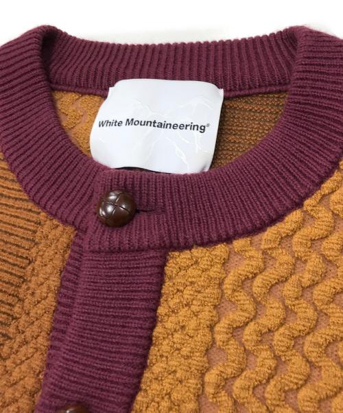 WHITE MOUNTAINEERING（ホワイトマウンテ二アニング）WHITE MOUNTAINEERING (ホワイトマウンテ二アニング) FAKE PATCHWORK カーディガン エンジ×ブラウン サイズ:2の古着・服飾アイテム