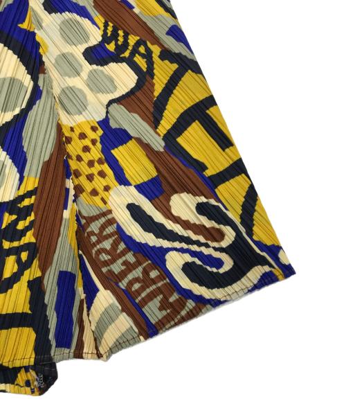 PLEATS PLEASE（プリーツプリーズ）PLEATS PLEASE (プリーツプリーズ) 総柄ジグザグプリーツスカート ベージュ サイズ:3の古着・服飾アイテム