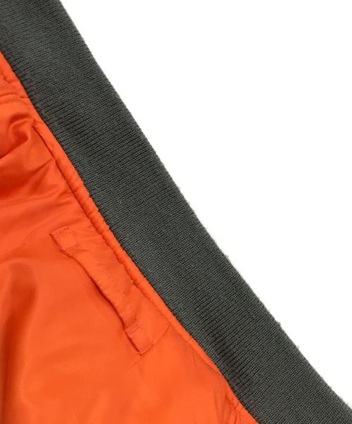 AVIREX（アヴィレックス）AVIREX (アヴィレックス) PEANUTS (ピーナッツ) リバーシブルフライトジャケット/MA-1 FLYING ACE オリーブ サイズ:Mの古着・服飾アイテム