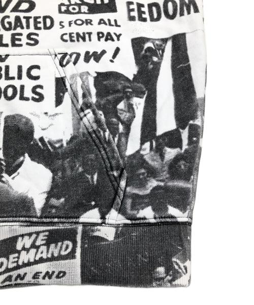 KITH（キス）KITH (キス) 総柄プルオーバーパーカー ブラック サイズ:Mの古着・服飾アイテム