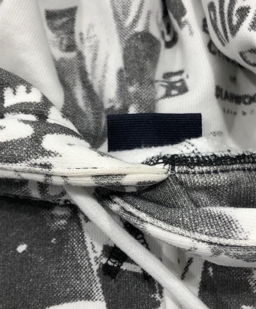 KITH（キス）KITH (キス) 総柄プルオーバーパーカー ブラック サイズ:Mの古着・服飾アイテム