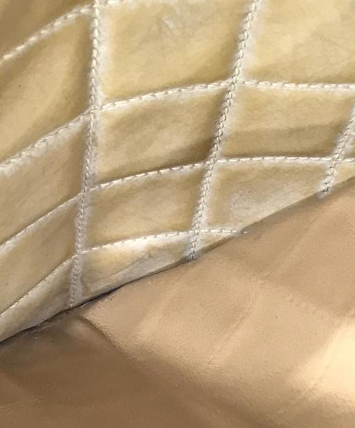 CHANEL（シャネル）CHANEL (シャネル) マトラッセ チェーンショルダーバッグ ベージュの古着・服飾アイテム